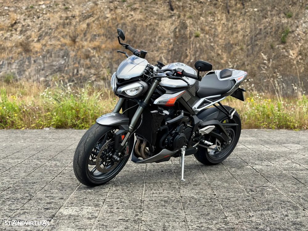 Triumph Street Triple