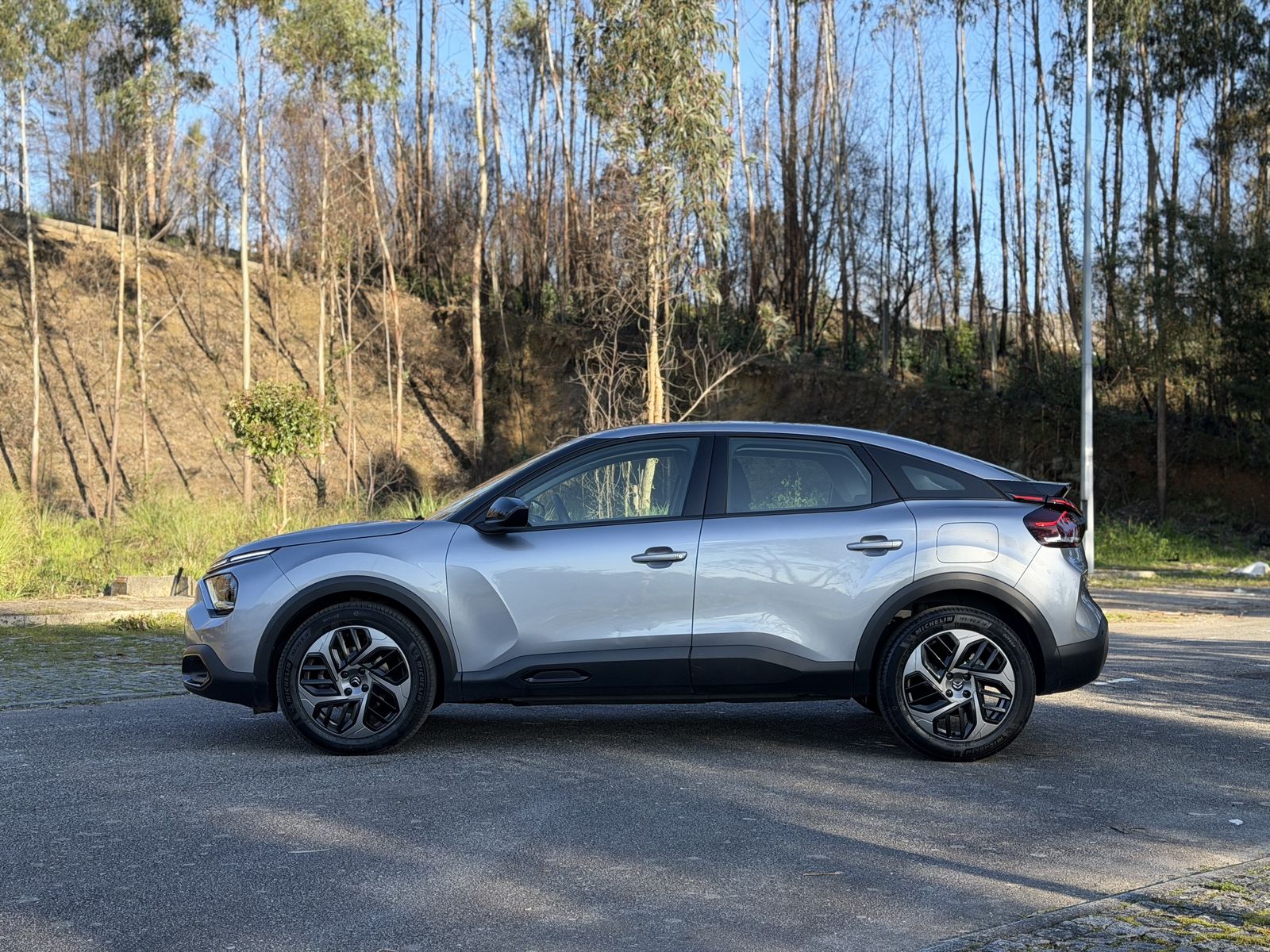 Citroën C4 2022 — usado à venda em Portugal